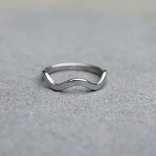 Load image into Gallery viewer, Stainless Steel Wave Ring
